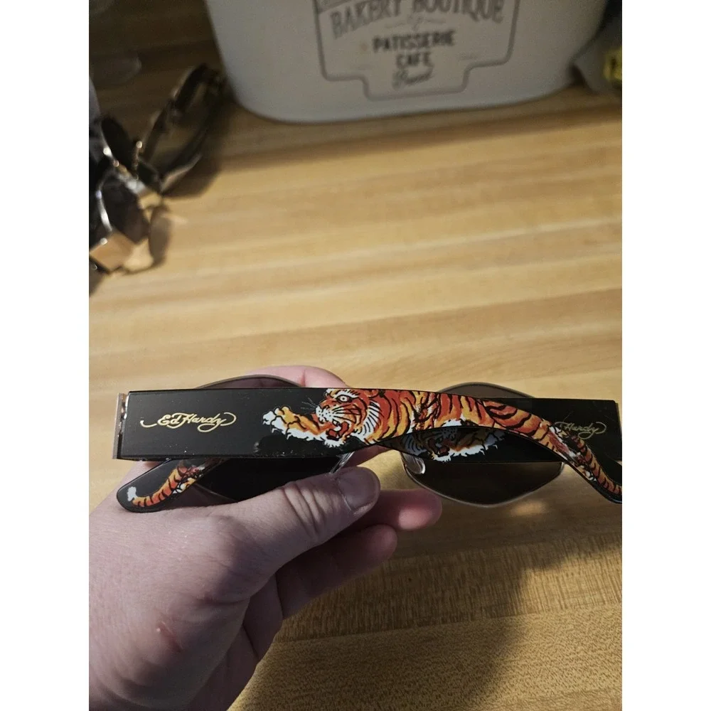NWT ED HARDY Black Gold Multicolor Classic Tiger Unisex Sunglasses